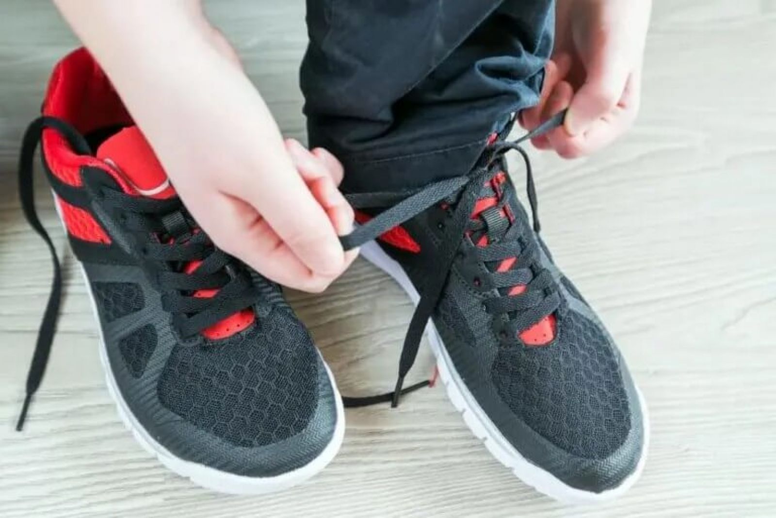 خرید عمده کفش بچه گانه، خرید عمده کفش، کفش بچه گانه، کفش بچه گانه عمده، کفش عمده بچه گانه، علی ویترین