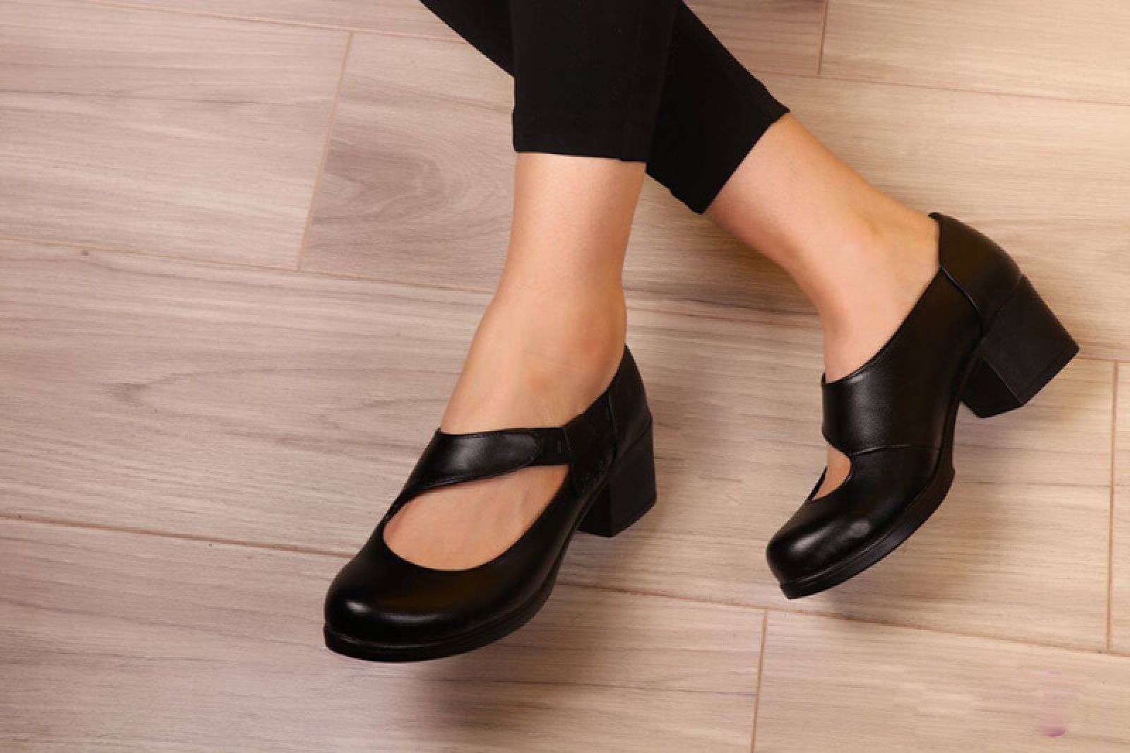 کفش زنانه اداری، خرید عمده کفش زنانه اداری، فروش کفش زنانه اداری، کفش زنانه، علی ویترین