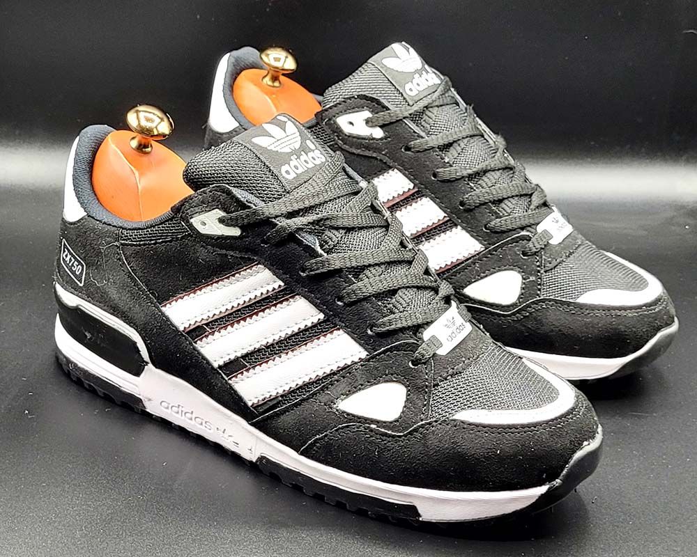  آدیداس ZX750 